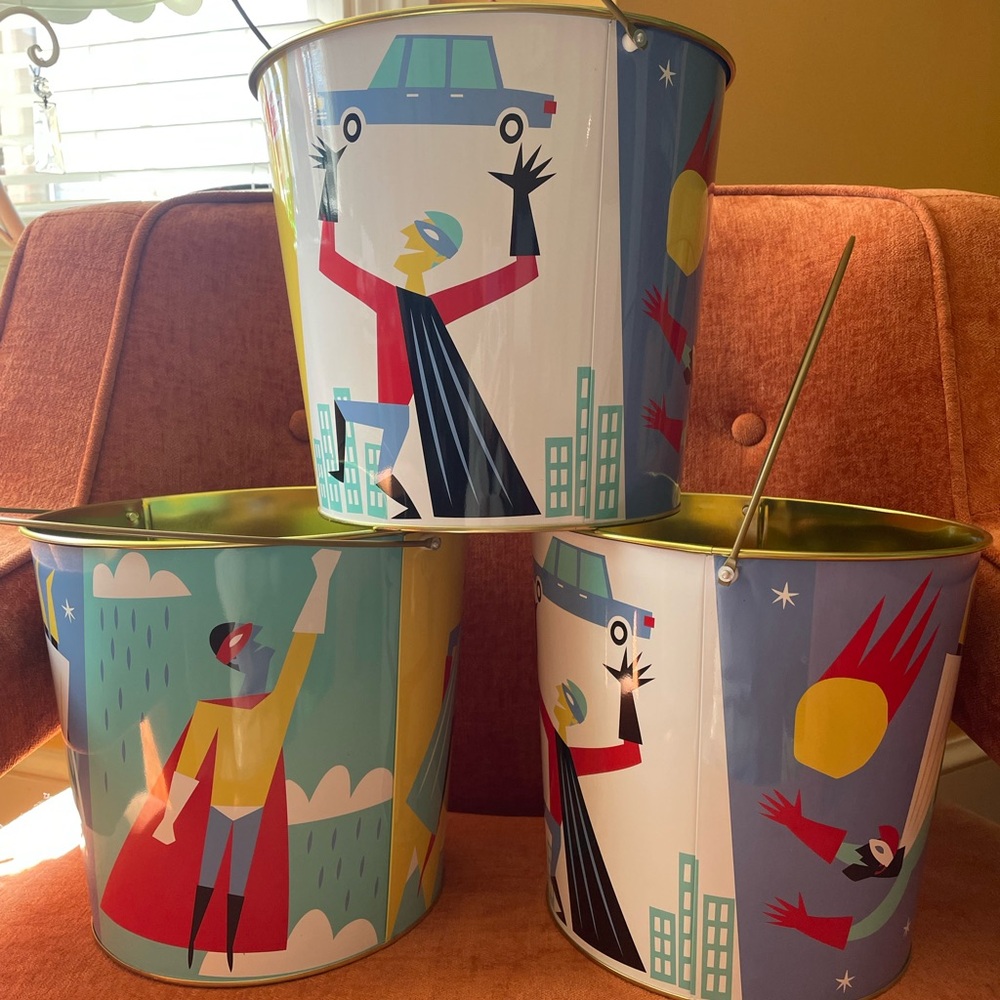 Spritz Gold Metal Easter Pail with Super Heroes